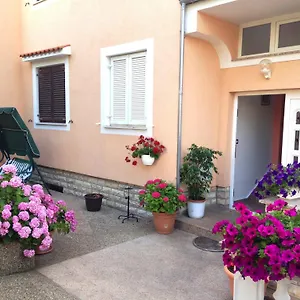 Apartament Dilja, Malinska